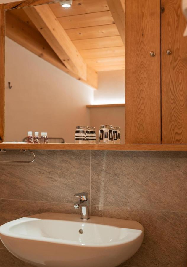 Pista Stelvio Loft Lumiere Appartement Bormio Buitenkant foto