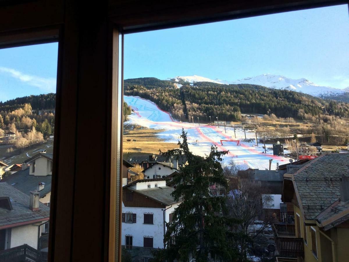 Pista Stelvio Loft Lumiere Appartement Bormio Buitenkant foto