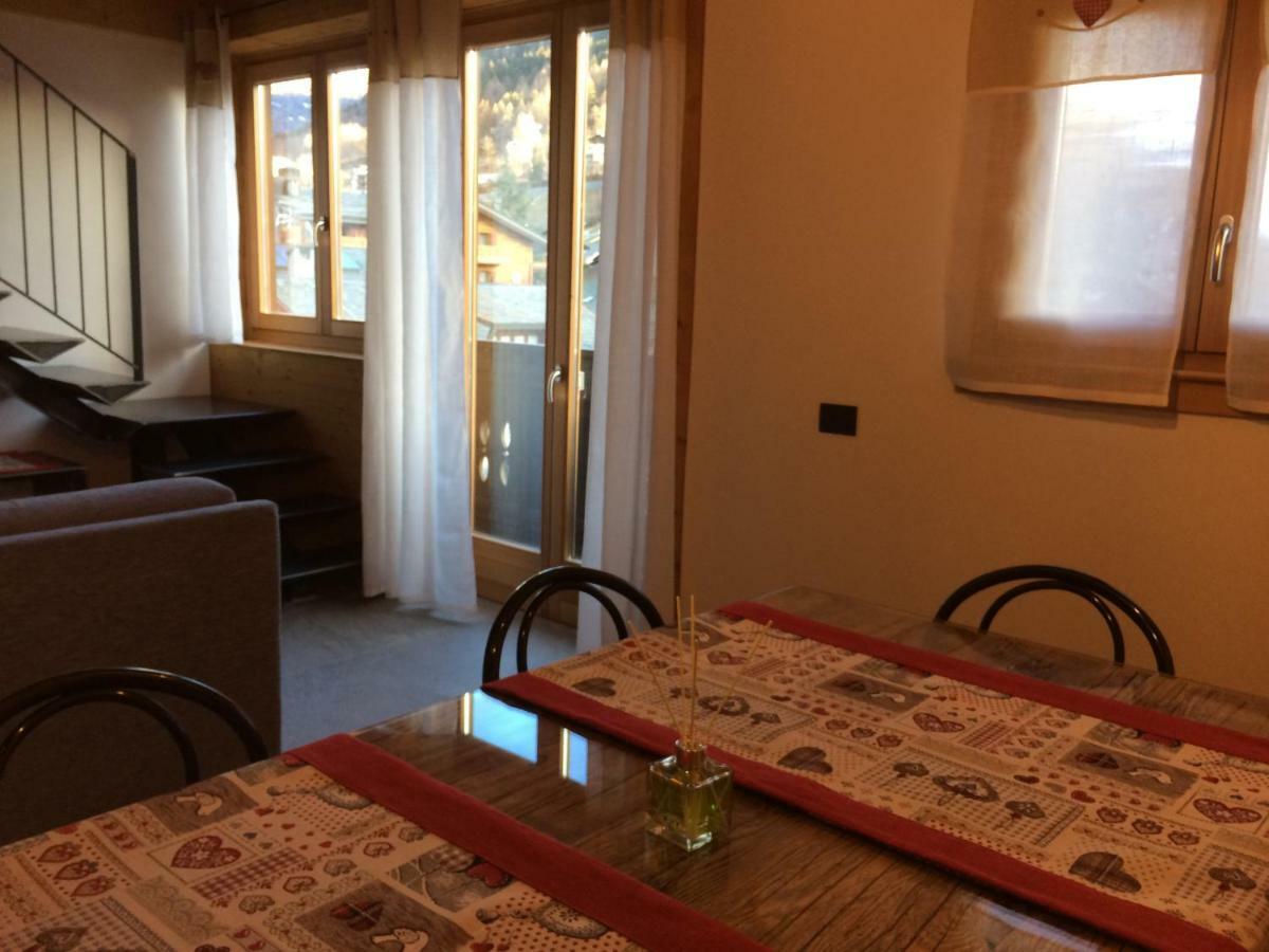 Pista Stelvio Loft Lumiere Appartement Bormio Buitenkant foto