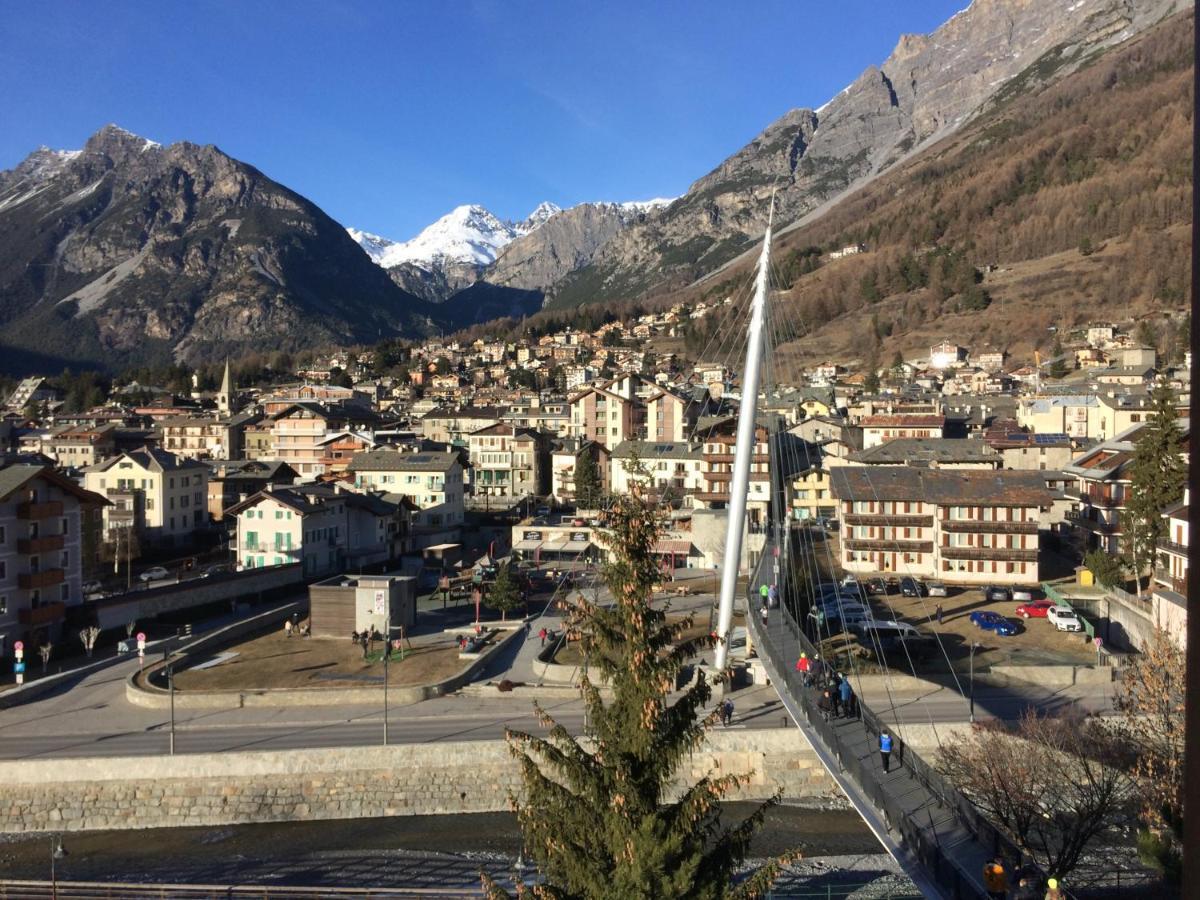 Pista Stelvio Loft Lumiere Appartement Bormio Buitenkant foto
